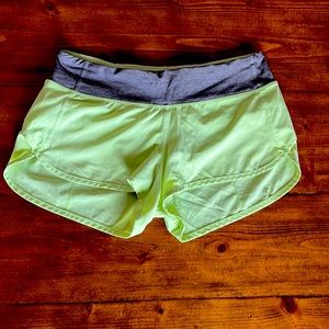 Lululemon shorts size 6
